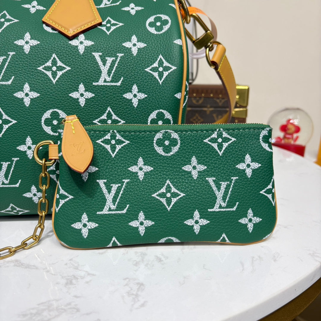 Louis Vuitton Speedy Bandoulière 30 Bag Green