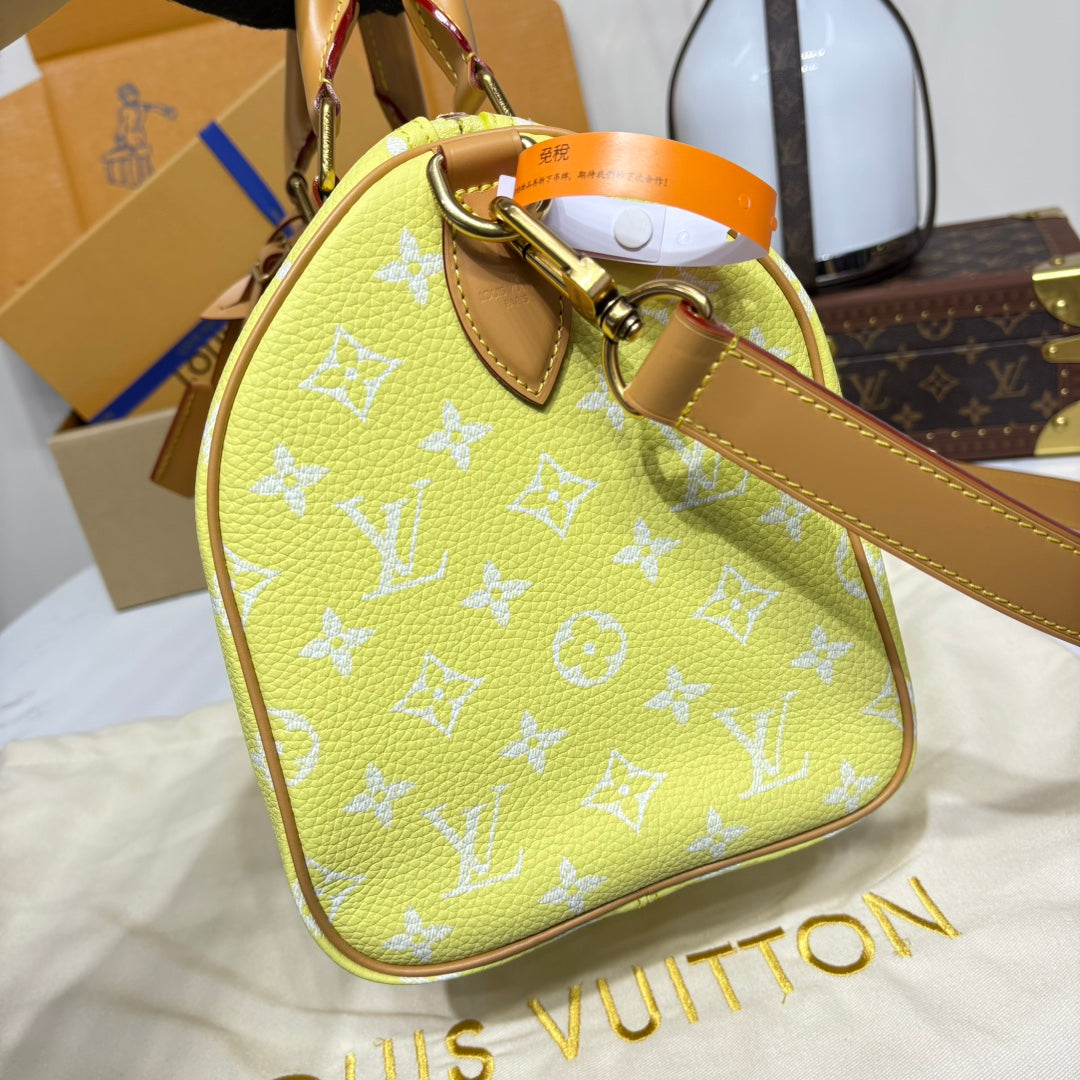 Louis Vuitton Speedy Bandoulière 30 Bag Yellow