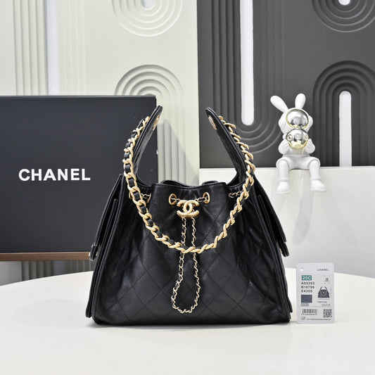 Chanel Hobo 25c Black Handbag