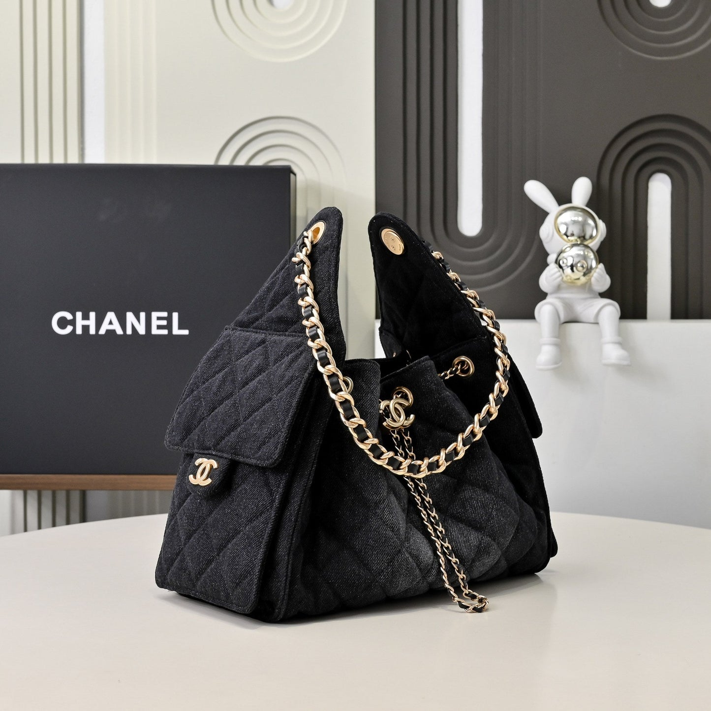 Chanel Hobo 25c Handbag