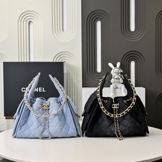 Chanel Hobo 25c Handbag